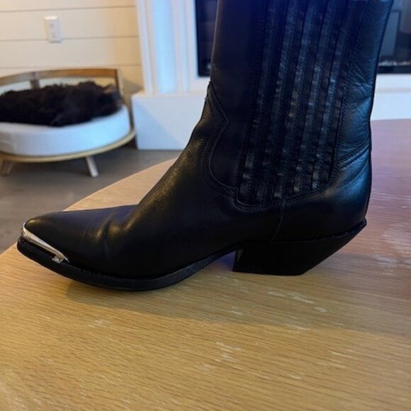 Celine Berlin 80 Cowboy Boots Black Leather Size 7 Pointed Toe Ankle Boots - Picture 15 of 16